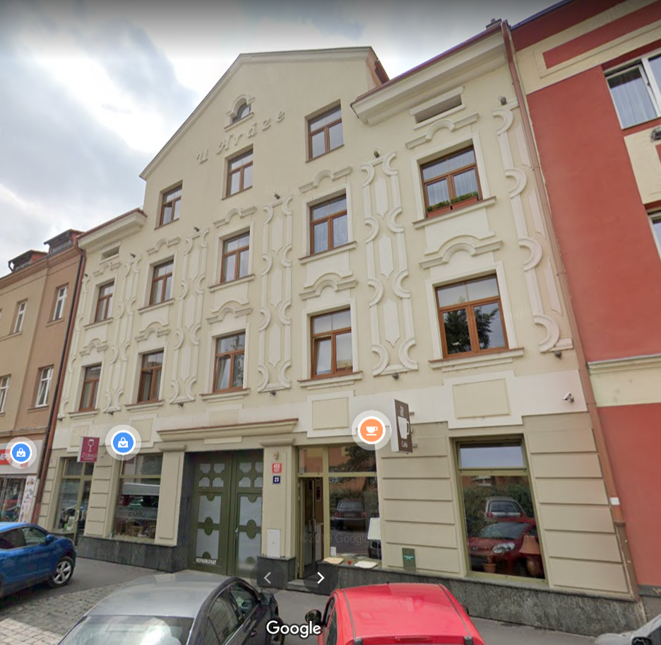 U hráze